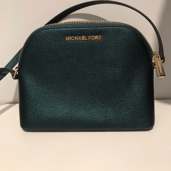 Michael Kors purse - Picture 1 of 7